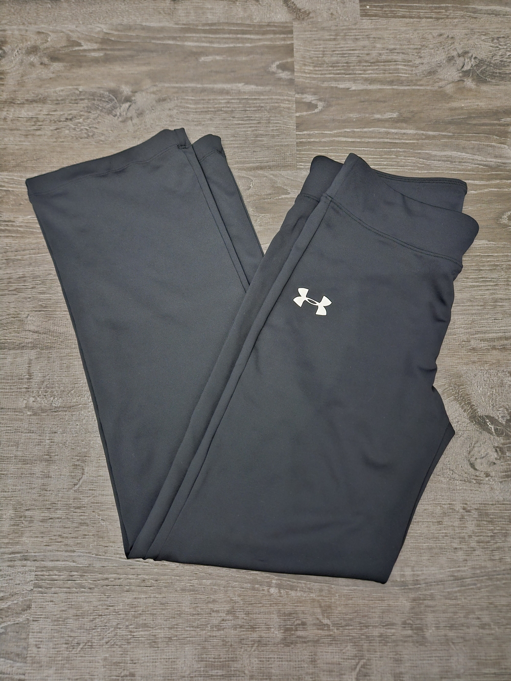 Under Armour Youth Girls Black Athletic Flare Yoga Pants Leggings Size YXL
